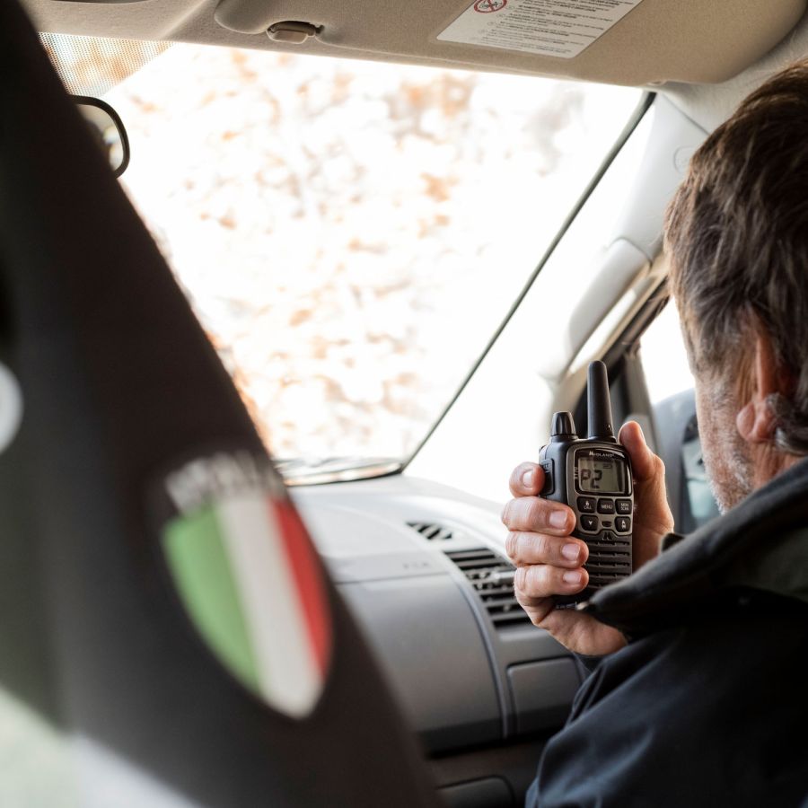 Midland XT70 Twin Walkie Talkie_9